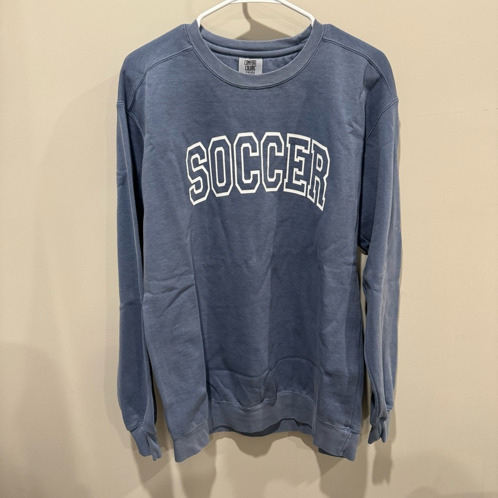 Comfort colors sweatshirt. Womens. Size medium. New condition